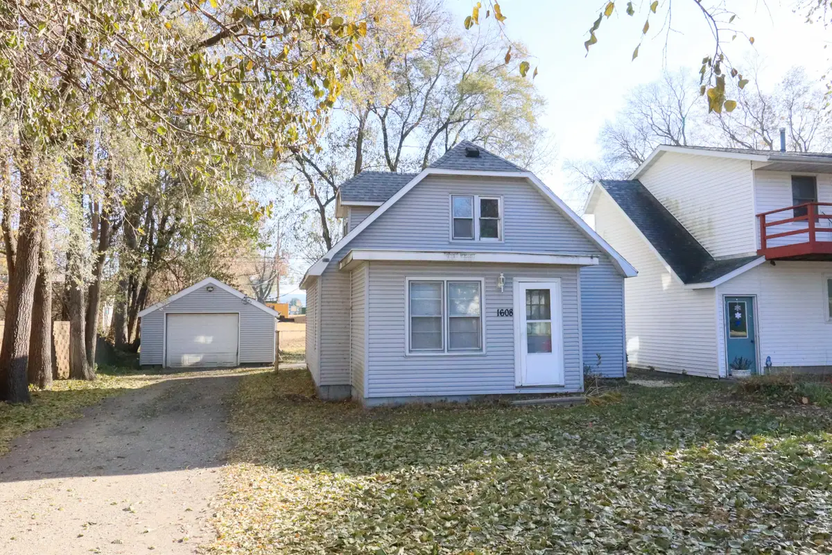 1608 Caroline St, French Island, WI 54603 - Image #1