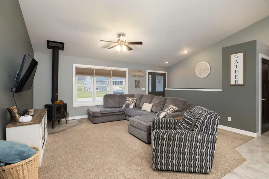 W3857 Harvey Ln, Mindoro, WI 54644 - Image #3