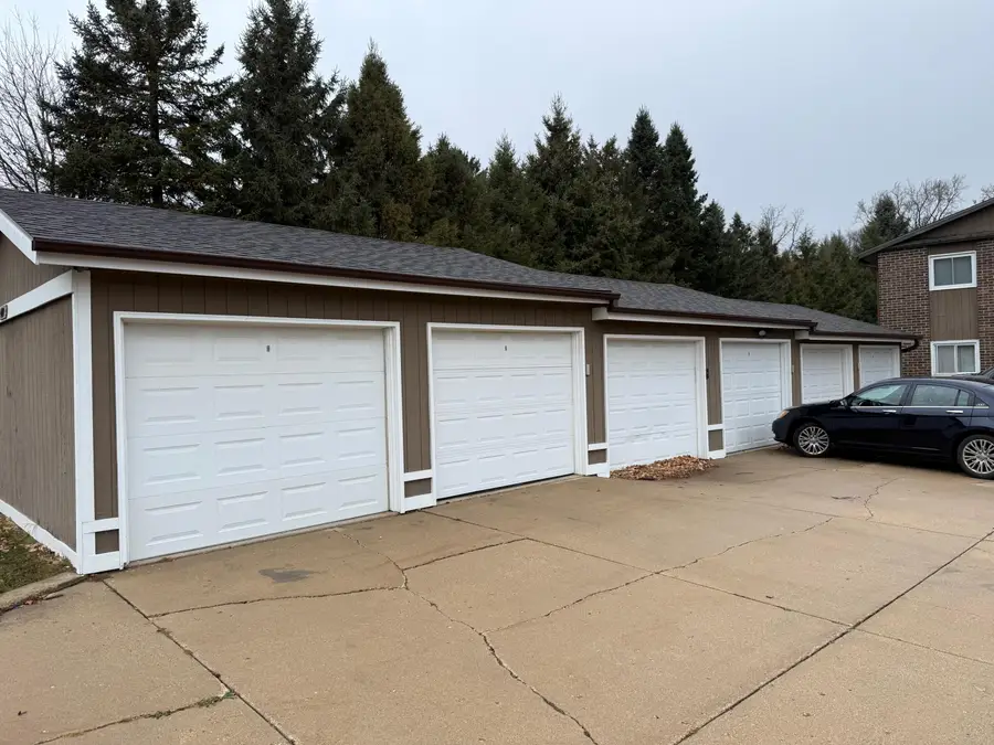 420 Racine St, Waterford, WI 53185 - Image #2