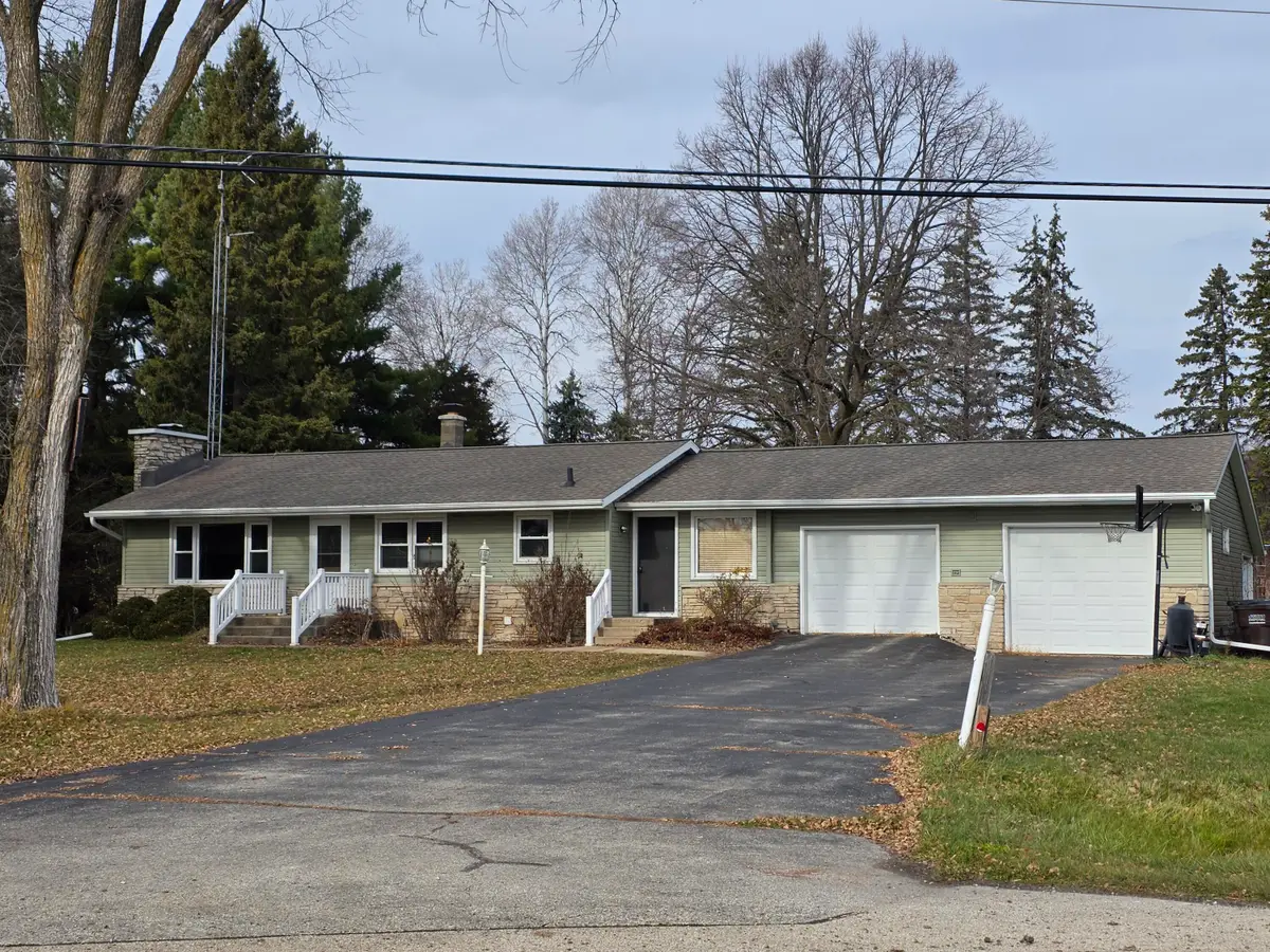 W4306 Us Highway 18, Jefferson, WI 53549 - Image #1