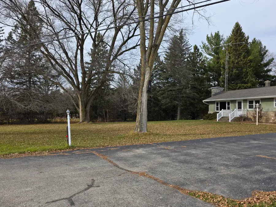 W4306 Us Highway 18, Jefferson, WI 53549 - Image #2