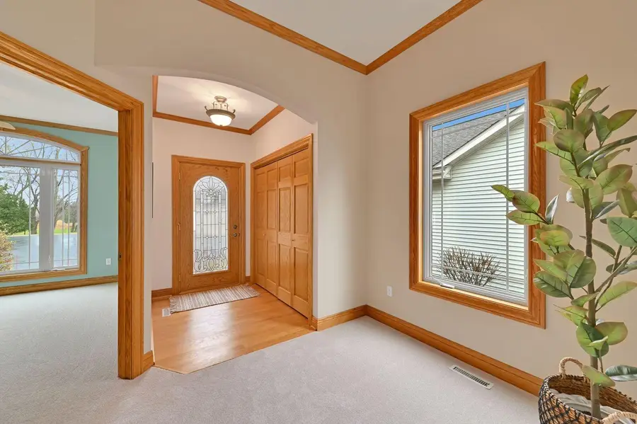 3027 Joshua Ln, West Bend, WI 53095 - Image #2