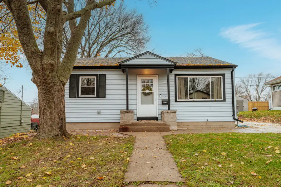 1116 Josephine St, Waukesha, WI 53186 - Image #2