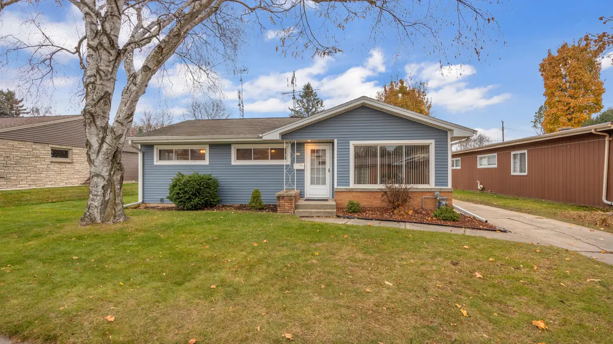 633 S 27th St, Sheboygan, WI 53081 - Image #1