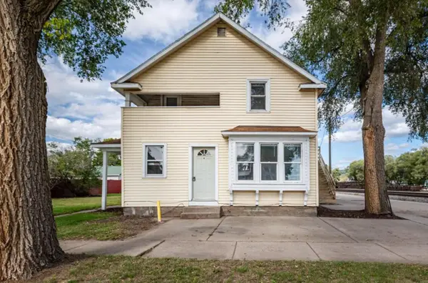 321 E Washington St, Prairie Du Chien, WI 53821