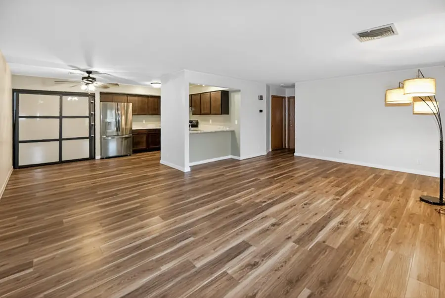 2116 Woodburn Rd, Waukesha, WI 53188 - Image #2