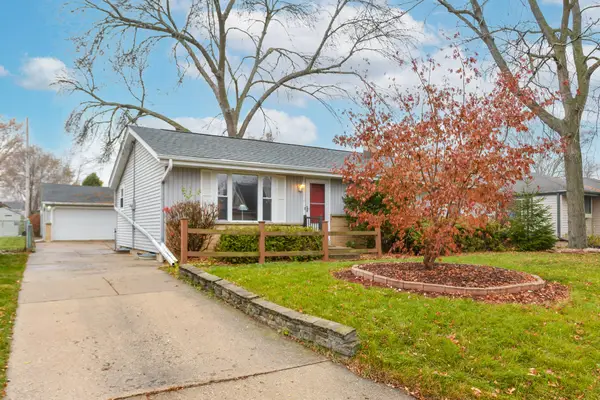 6369 N 101st St, Milwaukee, WI 53225