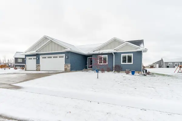 1506 Bridger Dr, Holmen, WI 54636
