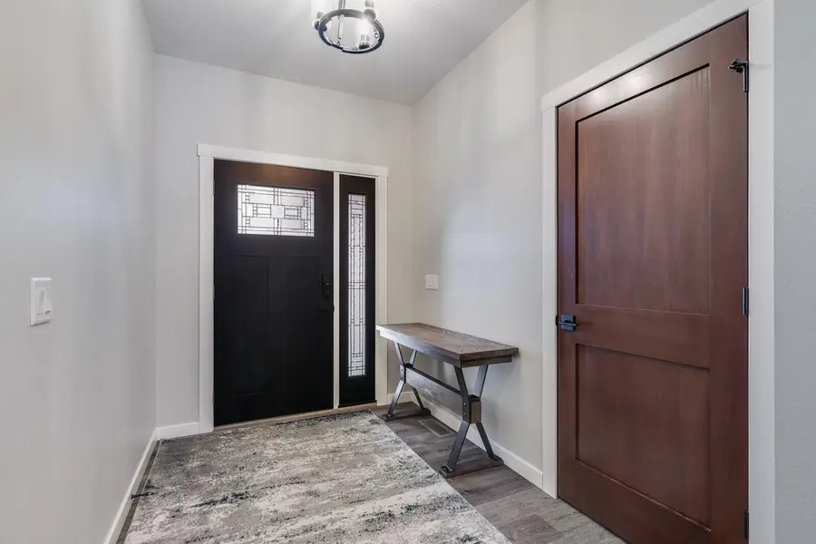 1506 Bridger Dr, Holmen, WI 54636 - Image #2