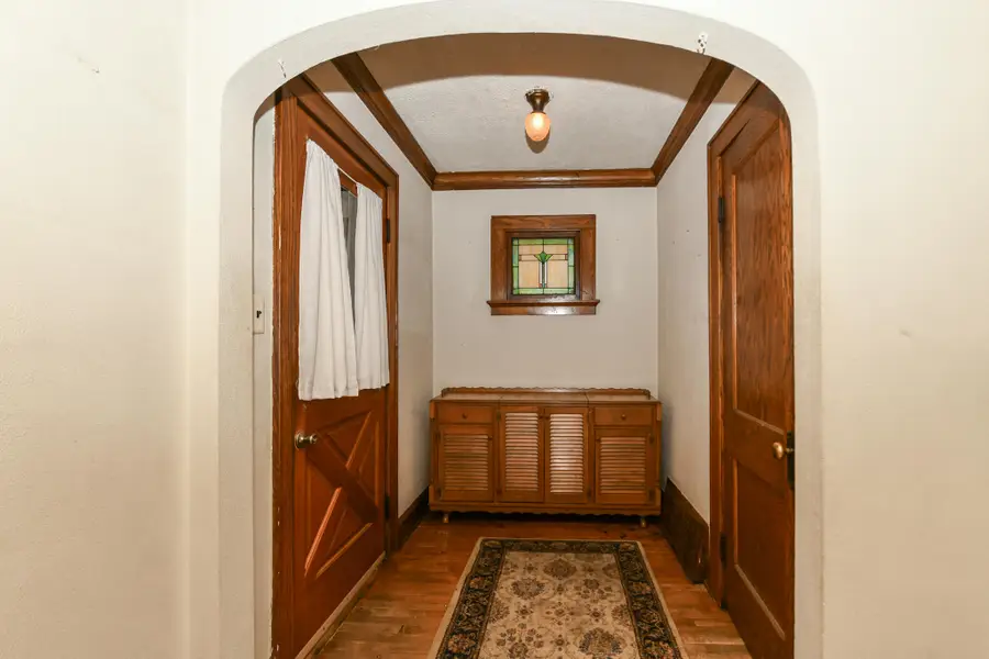 2534 S Brisbane Ave, Milwaukee, WI 53207 - Image #3