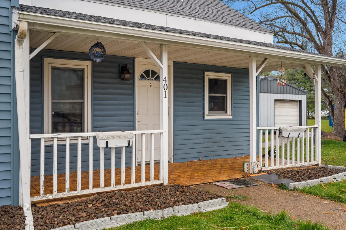 401 Central Ave, Coon Valley, WI 54623 - Image #1