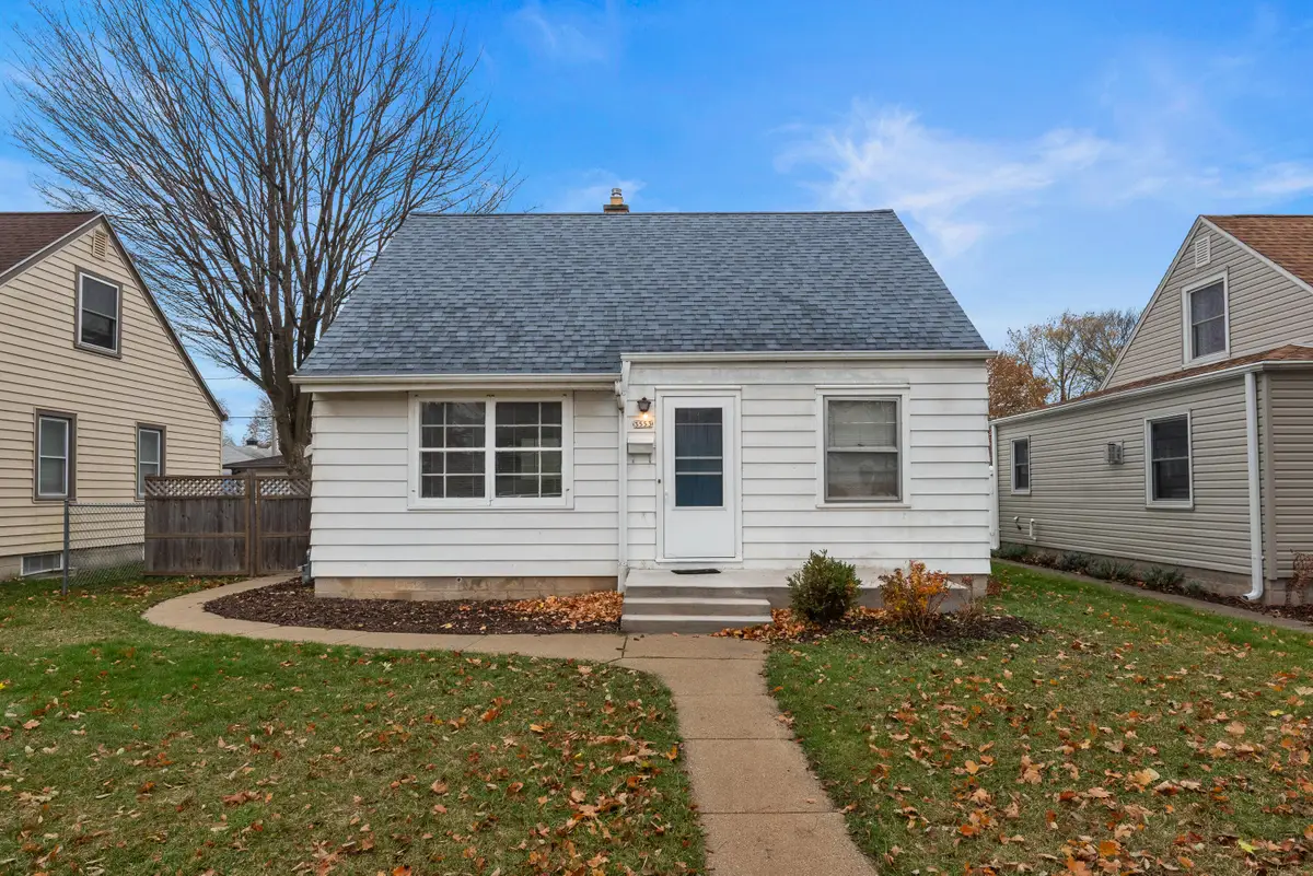 3553 S Herman St, Milwaukee, WI 53207 - Image #1