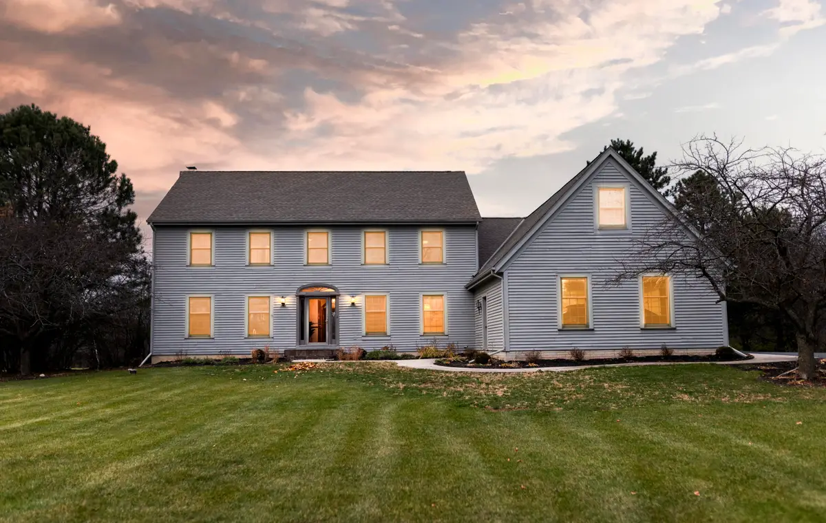 S50W23510 Woodchuck Ln, Waukesha, WI 53189 - Image #1