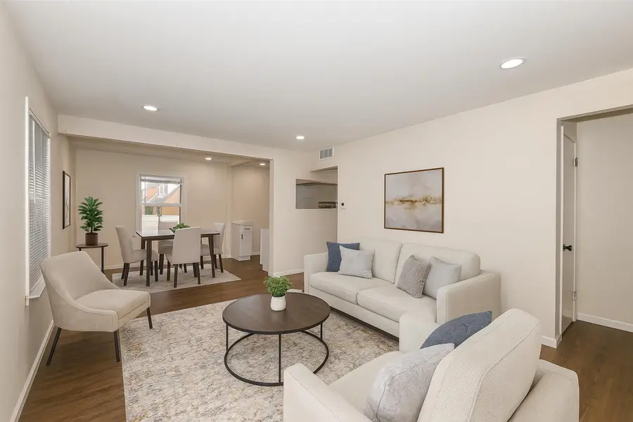 1580 W Howard Ave, Milwaukee, WI 53221 - Image #2