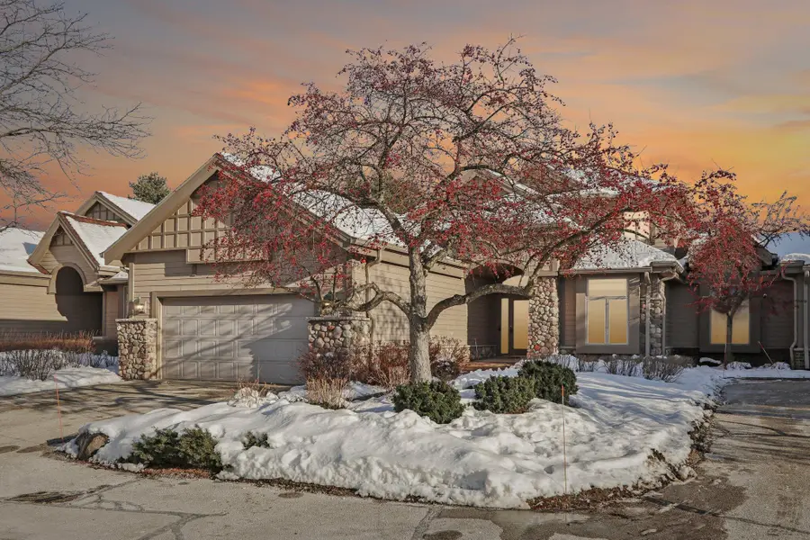 870 Lake Hollow, Brookfield, WI 53005 - Image #2