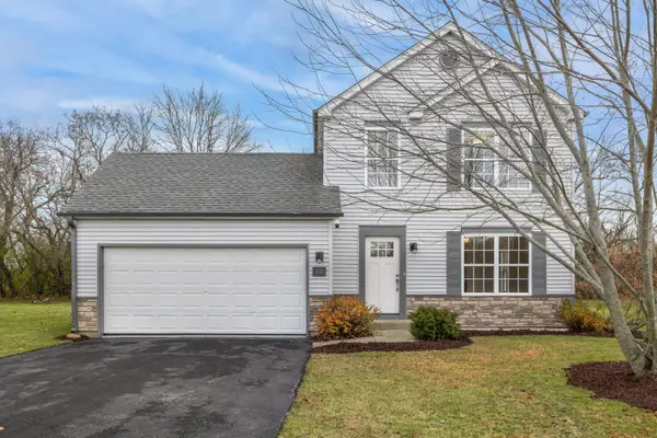 632 Partridge Pkwy, Genoa City, WI 53128