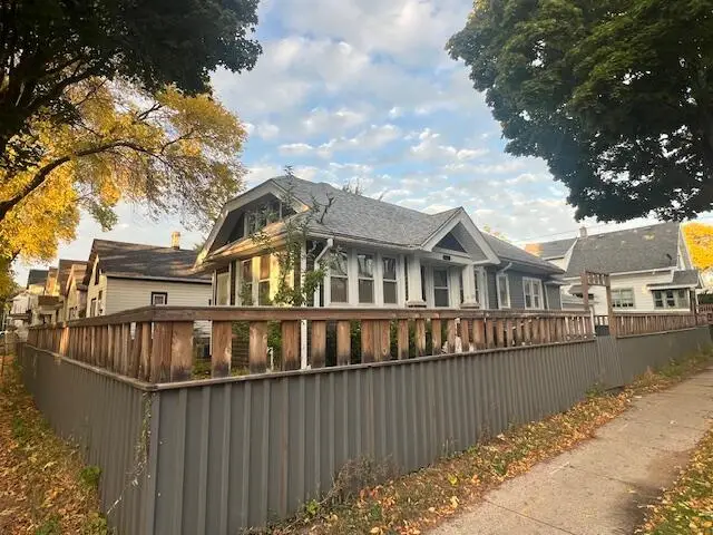 1732 W Scott St, Milwaukee, WI 53204 - Image #2