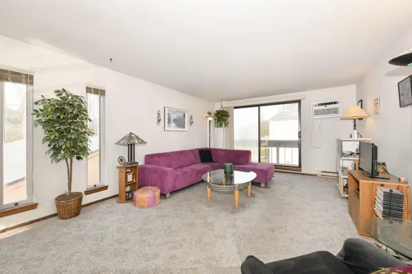 1876 Haymarket Rd, Waukesha, WI 53189