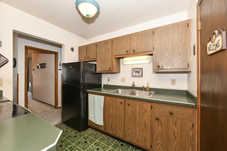 1876 Haymarket Rd, Waukesha, WI 53189 - Image #3