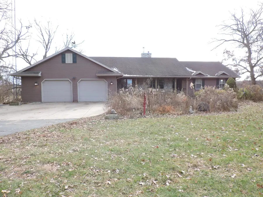 W9007 County Road C, Oakland, WI 53523 - Image #2