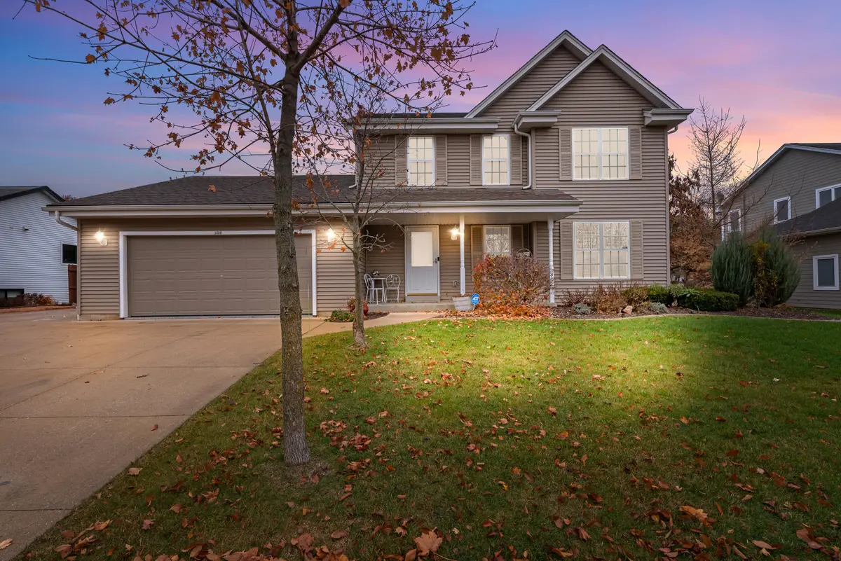 226 Beatrice Dr, Hartford, WI 53027 - Image #1