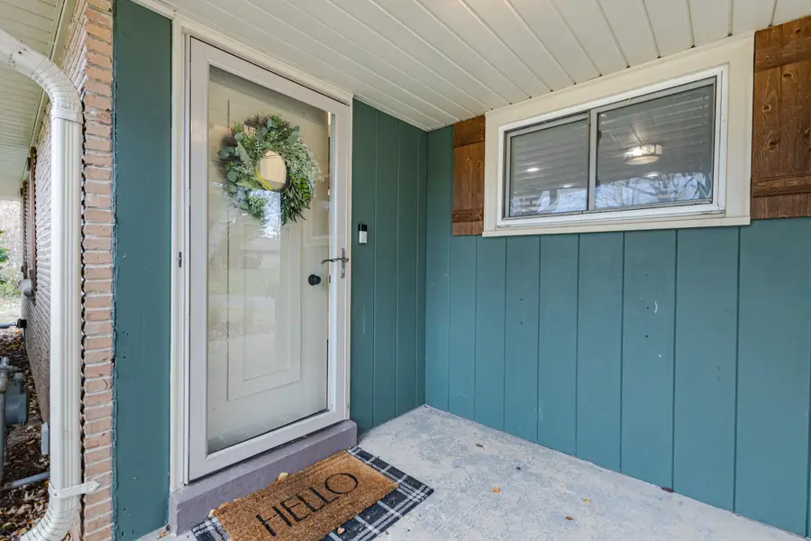 10341 W Vera Ave, Milwaukee, WI 53224 - Image #3