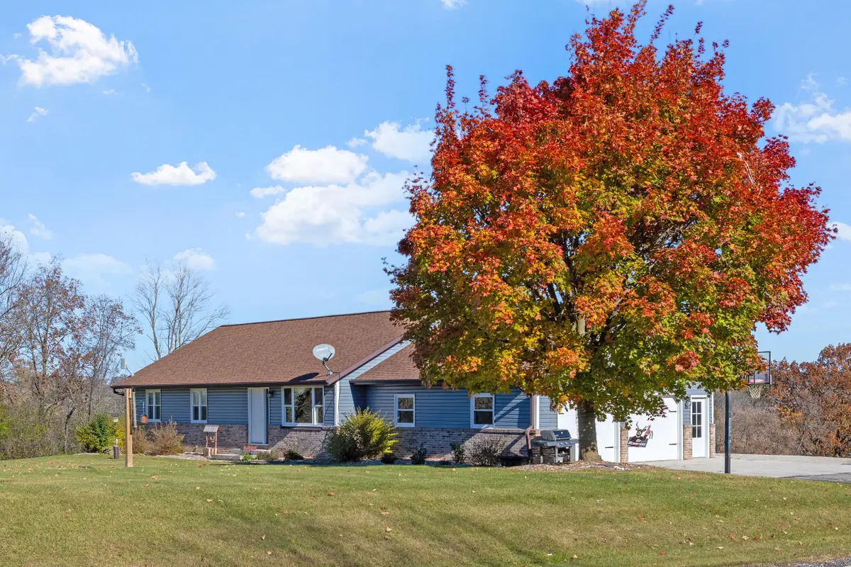 W8806 Hickory Dr, Greenbush Town, WI 53023 - Image #1