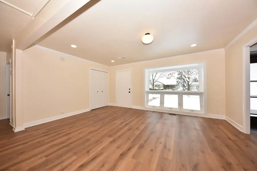 8105 W Townsend St, Milwaukee, WI 53222 - Image #2