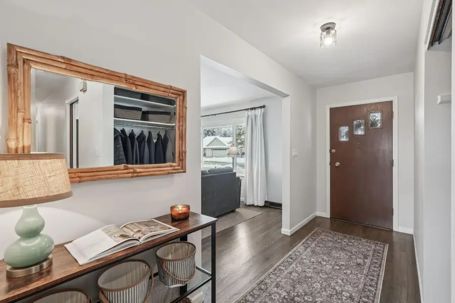 1213 W Glen River Rd, Glendale, WI 53217 - Image #3