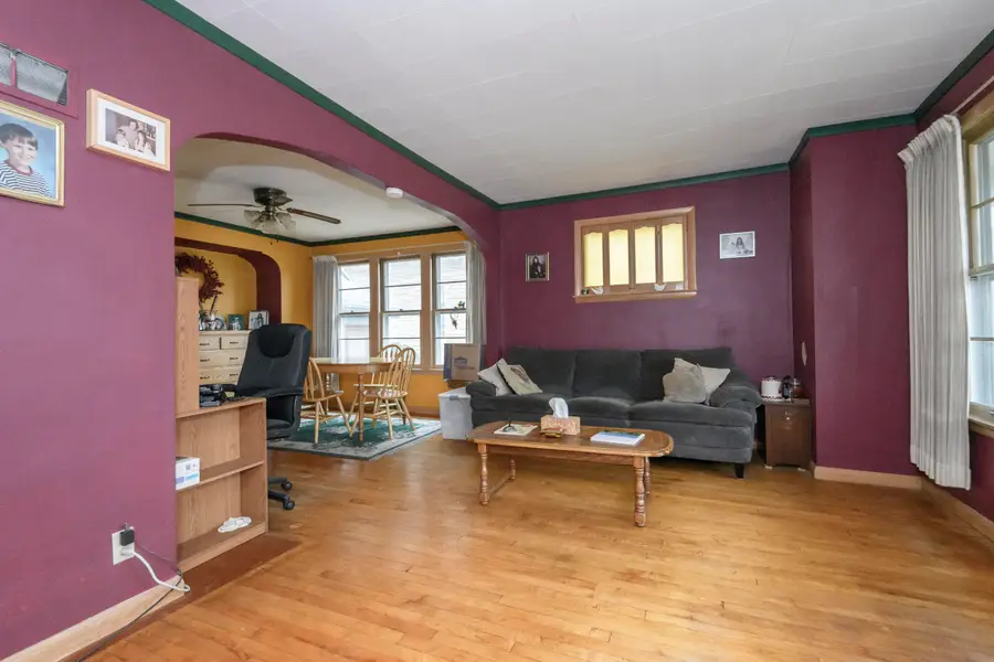 1208 S 76th St, West Allis, WI 53214 - Image #3