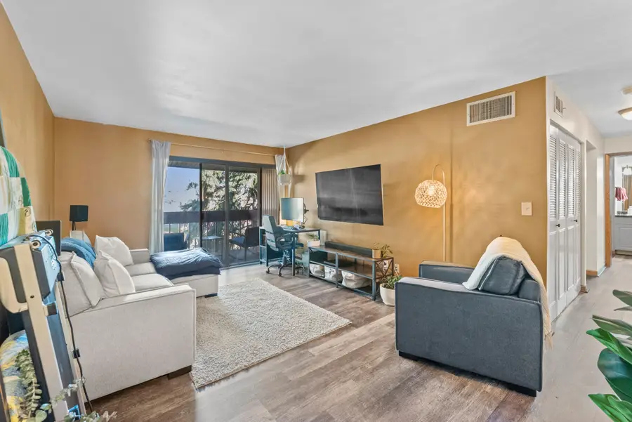 8117 W Manitoba St, West Allis, WI 53219 - Image #3