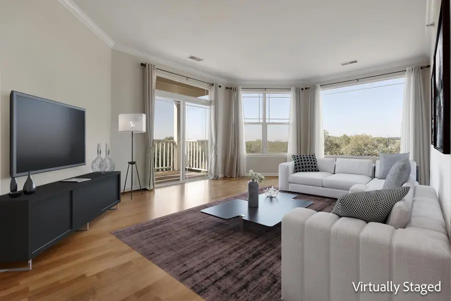 6995 S Riverwood Blvd, Franklin, WI 53132 - Image #3