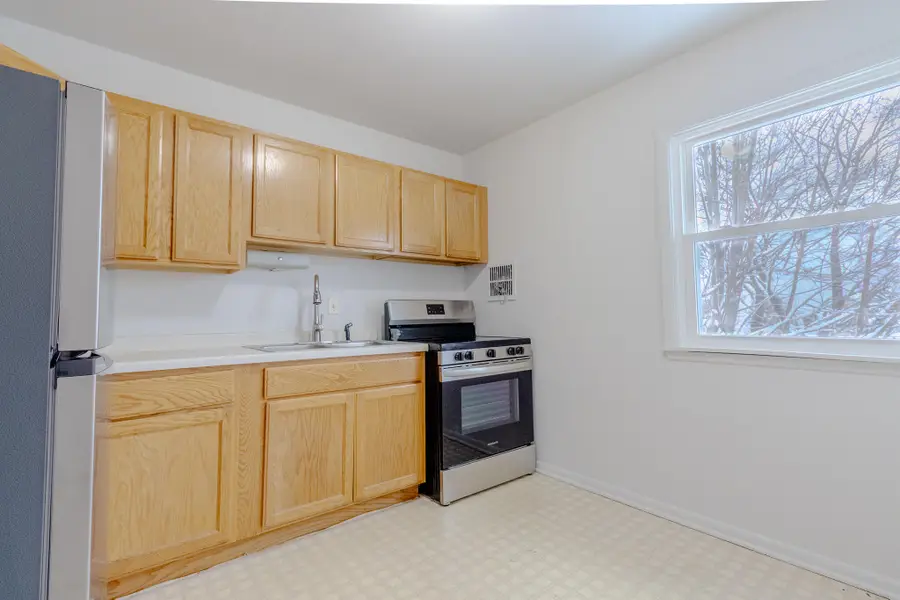 1311 E Randolph Ct, Milwaukee, WI 53212 - Image #3