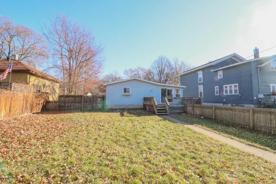 231 Avon St, La Crosse, WI 54603 - Image #3