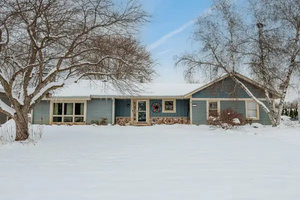 25326 W Loomis Rd, Norway, WI 53185
