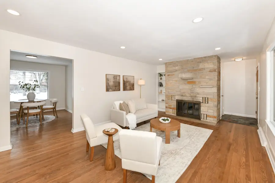 W131S6689 Kipling Dr, Muskego, WI 53150 - Image #2