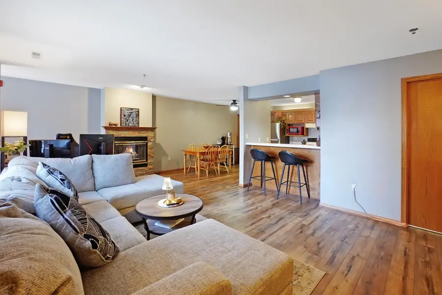 17354 W Lincoln Ave, New Berlin, WI 53146 - Image #2