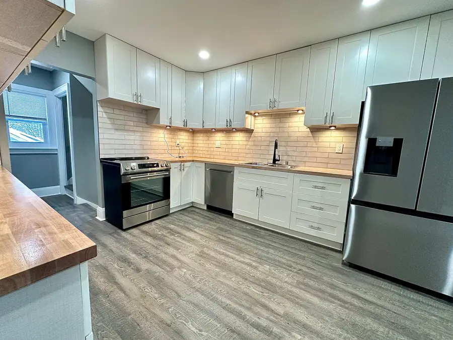 4554 N 37th St, Milwaukee, WI 53209 - Image #2