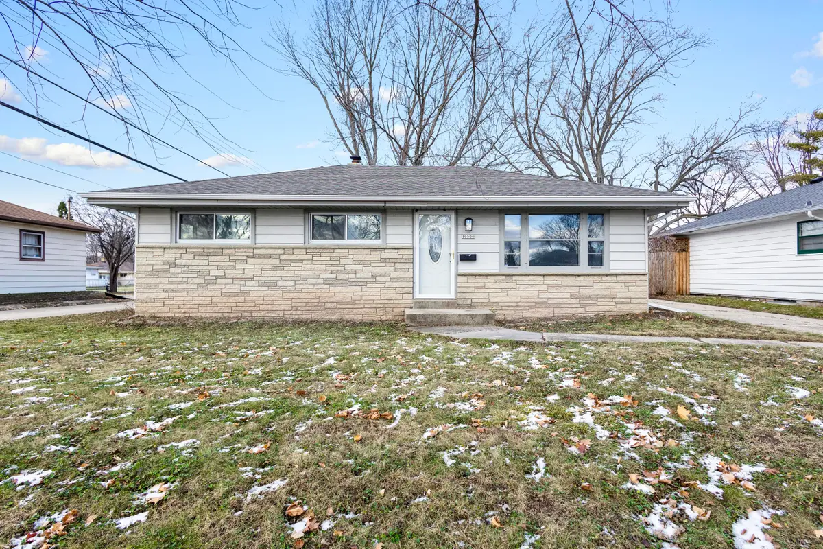 10500 W Rae Ave, Milwaukee, WI 53225 - Image #1