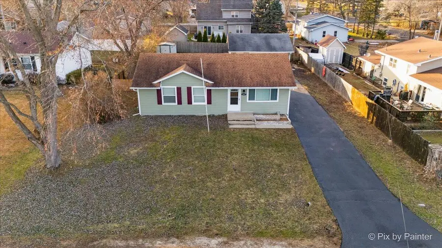 2807 Elizabeth Ln, Twin Lakes, WI 53181 - Image #2