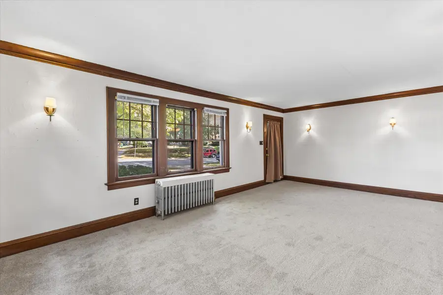 3731 N Morris Blvd, Shorewood, WI 53211 - Image #3