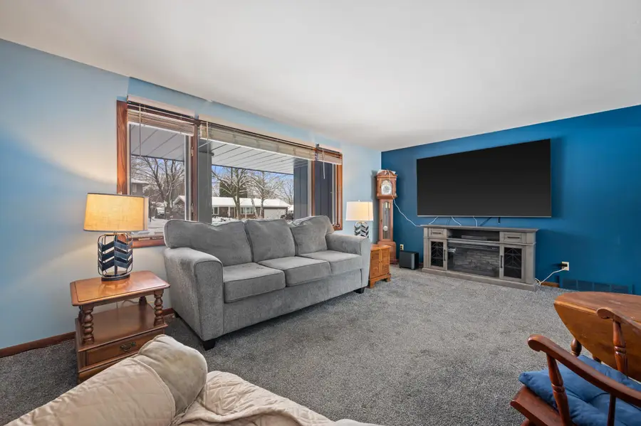 1528 Carmen Ave, Sheboygan, WI 53081 - Image #2