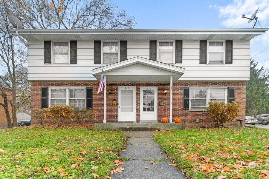 1542 Whiterock Ave, Waukesha, WI 53186 - Image #3