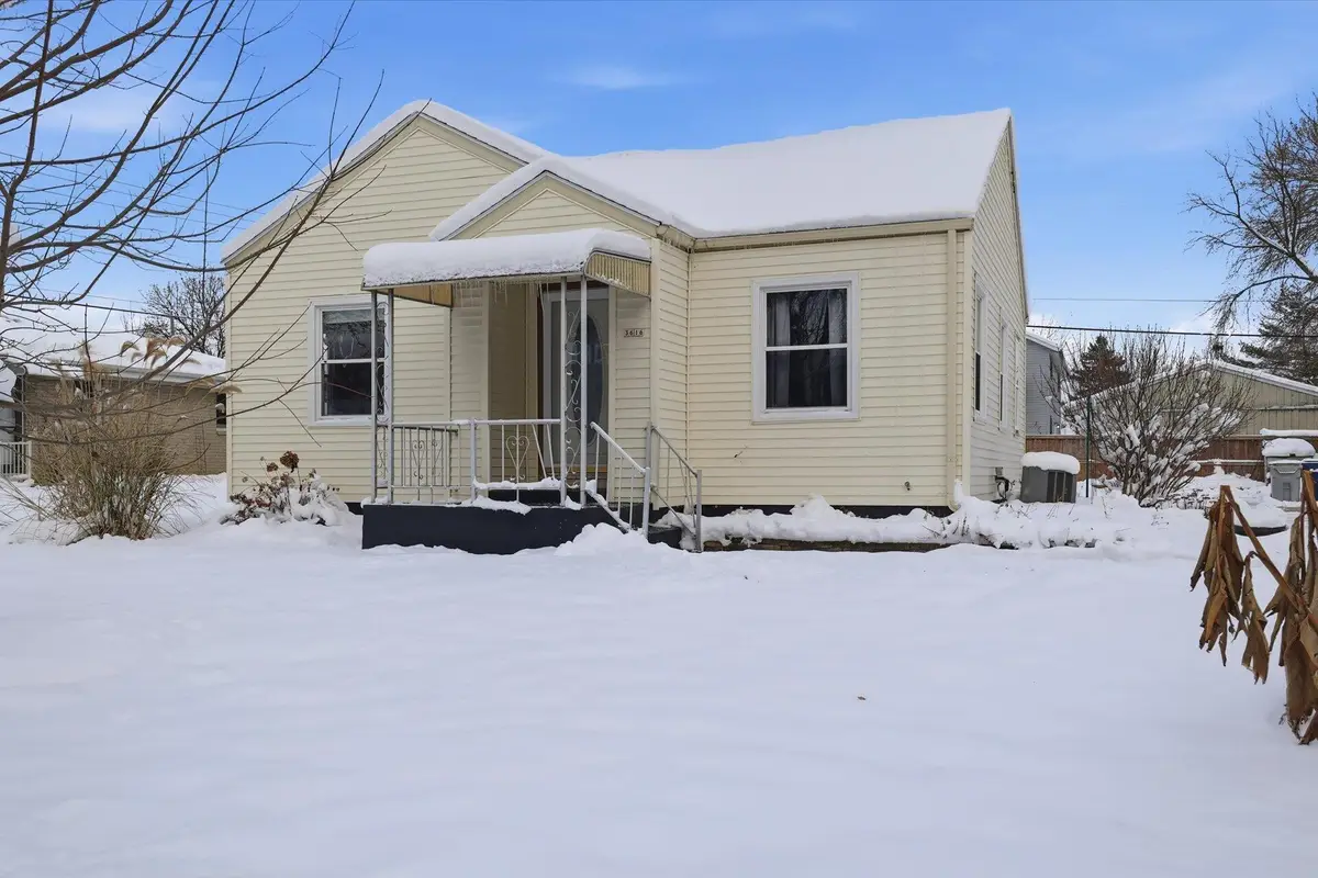 3616 S 90th St, Milwaukee, WI 53228 - Image #1