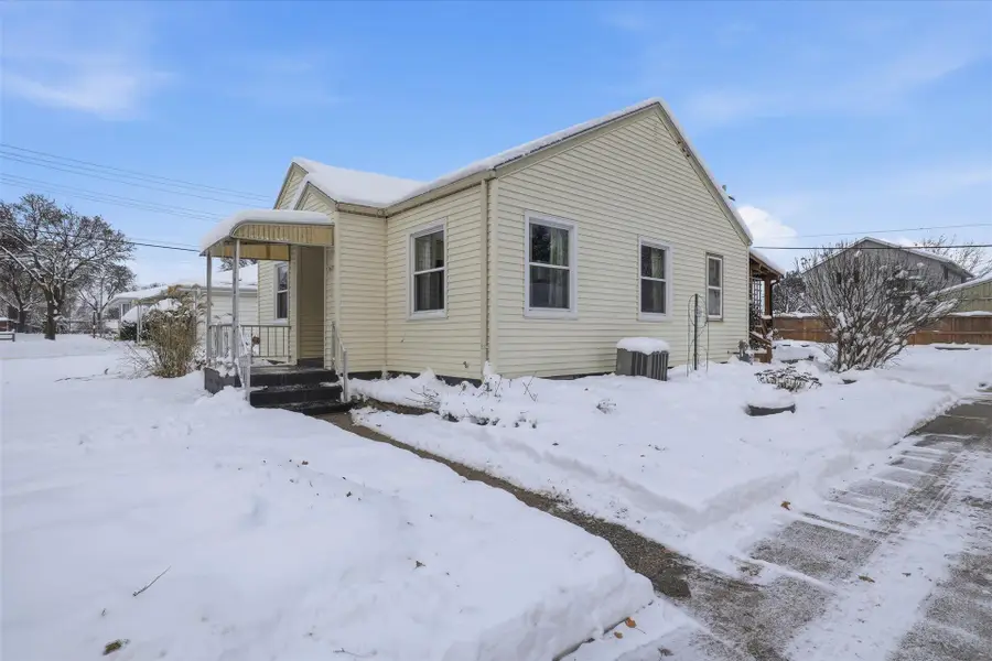 3616 S 90th St, Milwaukee, WI 53228 - Image #2