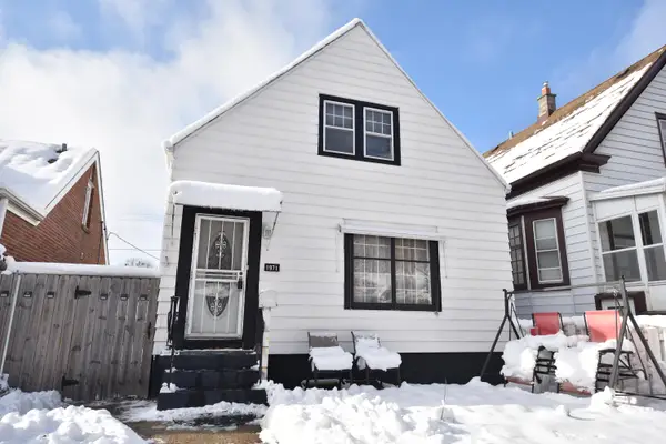 1971 S 32nd St, Milwaukee, WI 53215