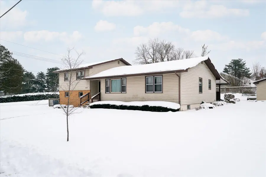 427 E Oak St, Viroqua, WI 54665 - Image #2