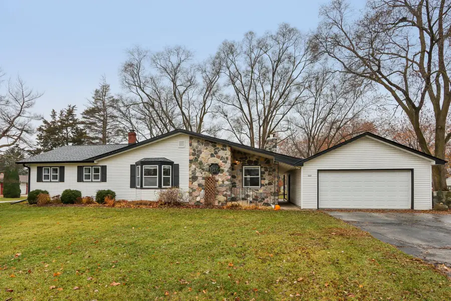 223 S Sherman St, Eagle, WI 53119 - Image #2