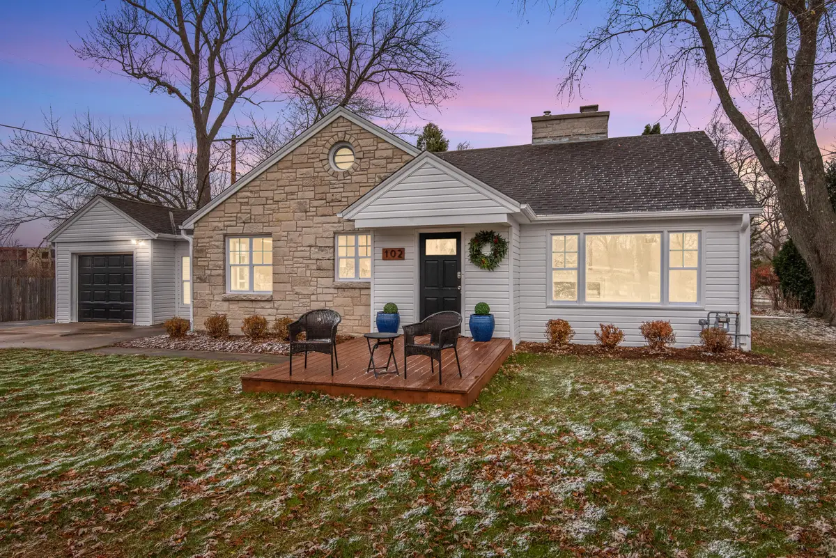 102 W Calumet Rd, Fox Point, WI 53217 - Image #1