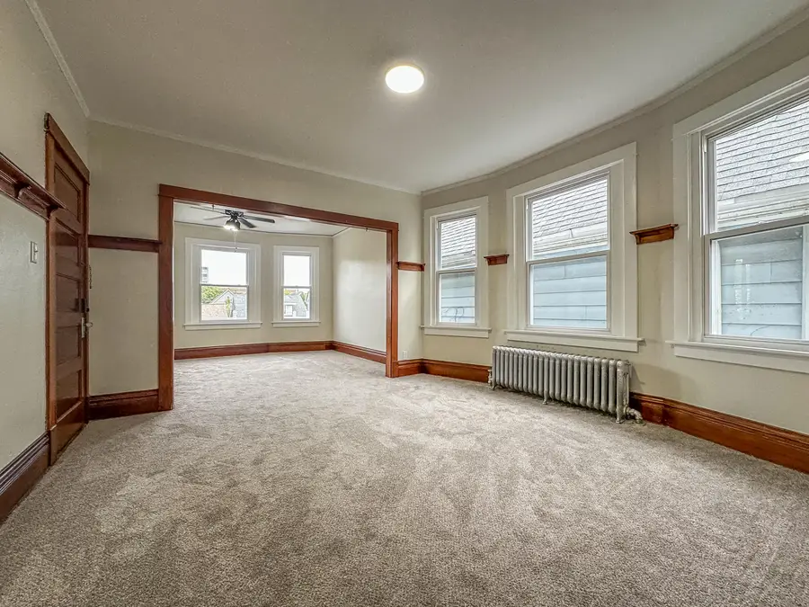 1221 S 72nd St, West Allis, WI 53214 - Image #2